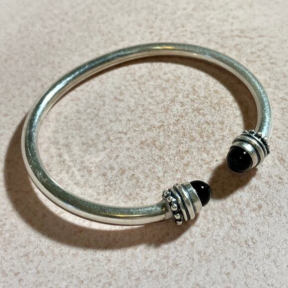 Vintage Sterling Silver Onyx Cuff Bracelet Boho Bali Style Dot  6.5 in 14 grams. - Picture 2 of 6